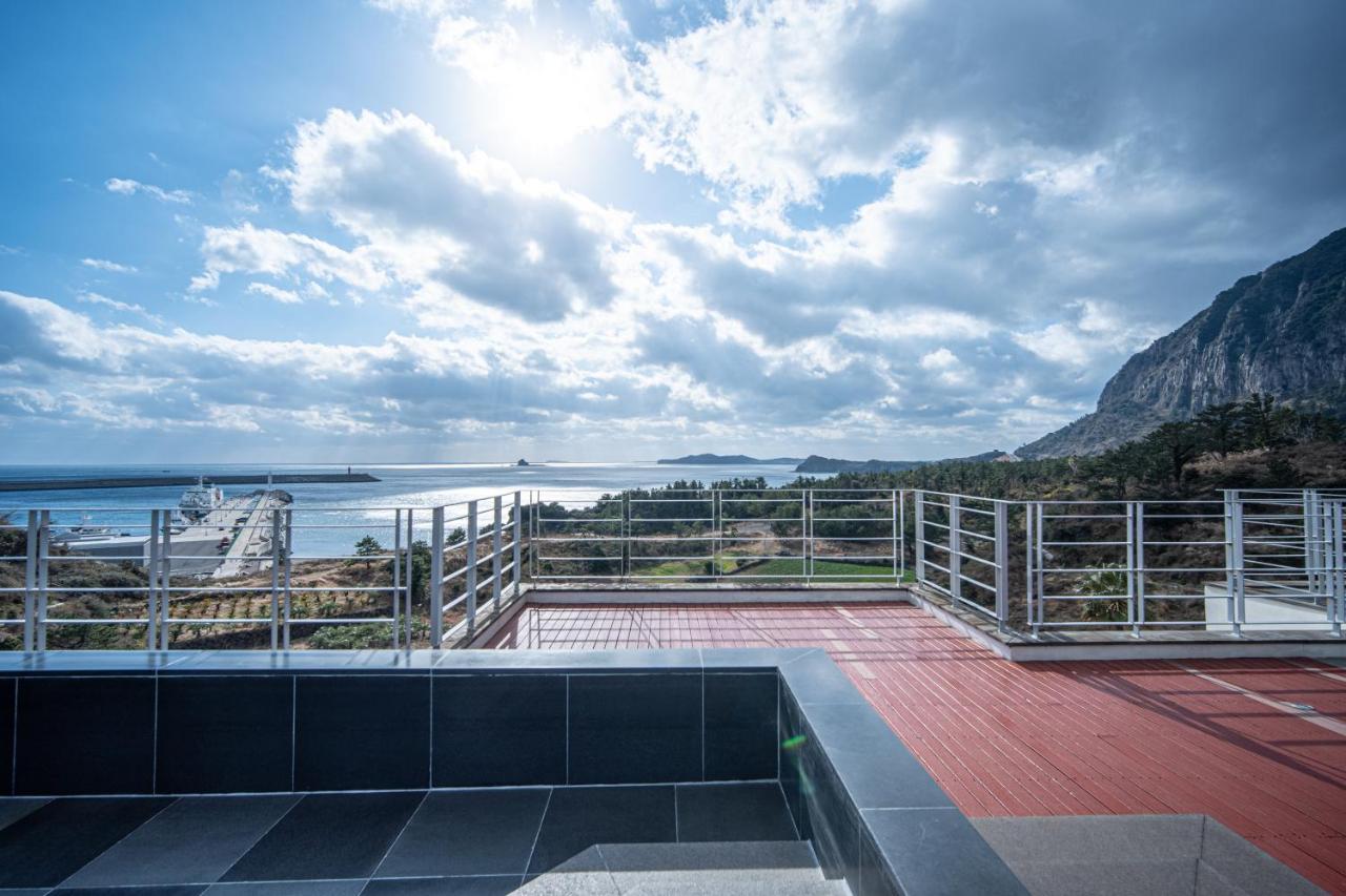Y Resort Jeju Seogwipo Exterior photo