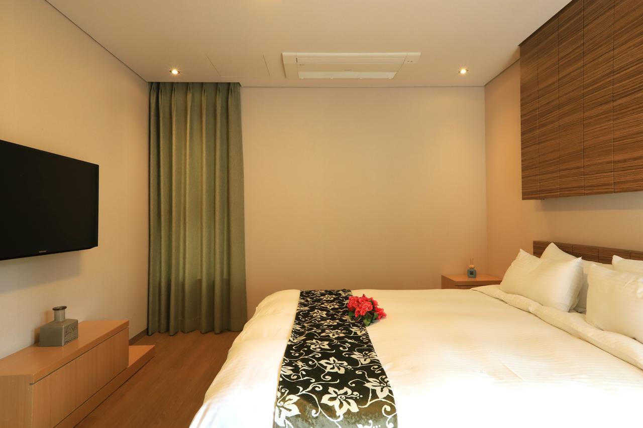 Y Resort Jeju Seogwipo Exterior photo